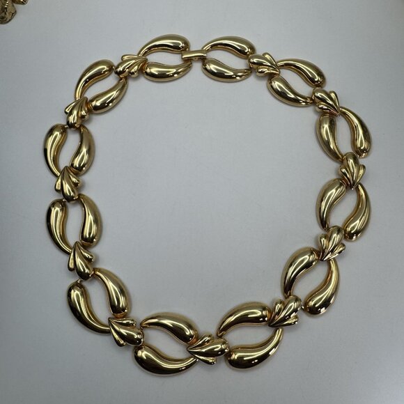 Wide Chunk Gold Tone Articulated Link Collar Necklace Vintage Jewelry - Picture 6 of 7